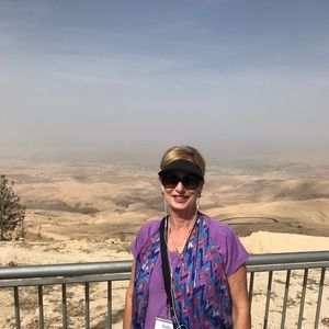 Meet your Posher, Sally